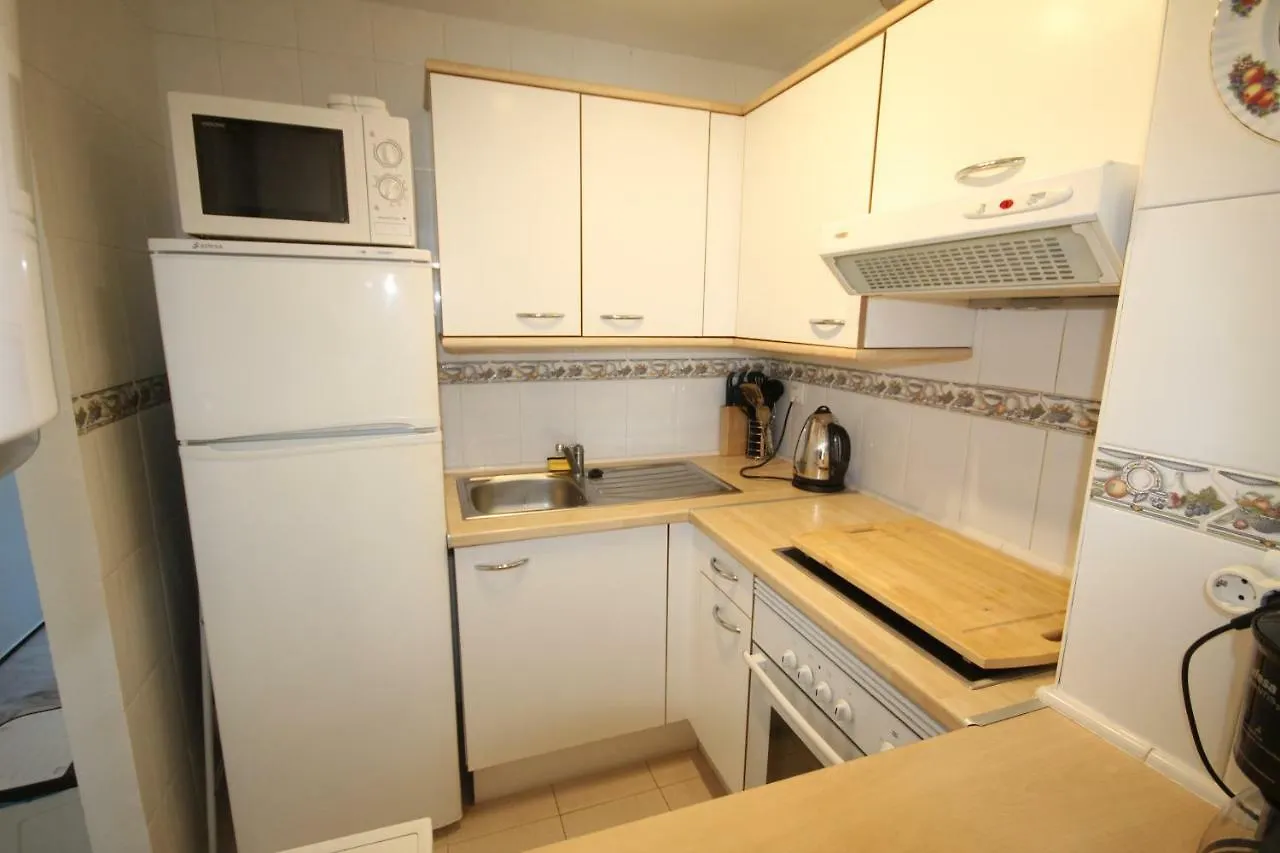 3 Bed Apartment Sleeps 6 In לה קאלה דה מיחאס ספרד